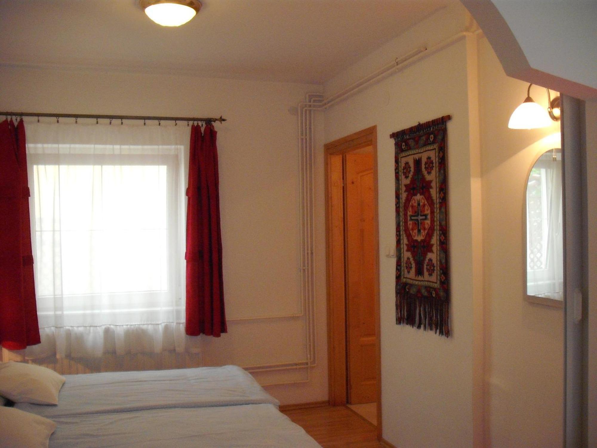 Apart Hevizi Haz Bagian luar foto