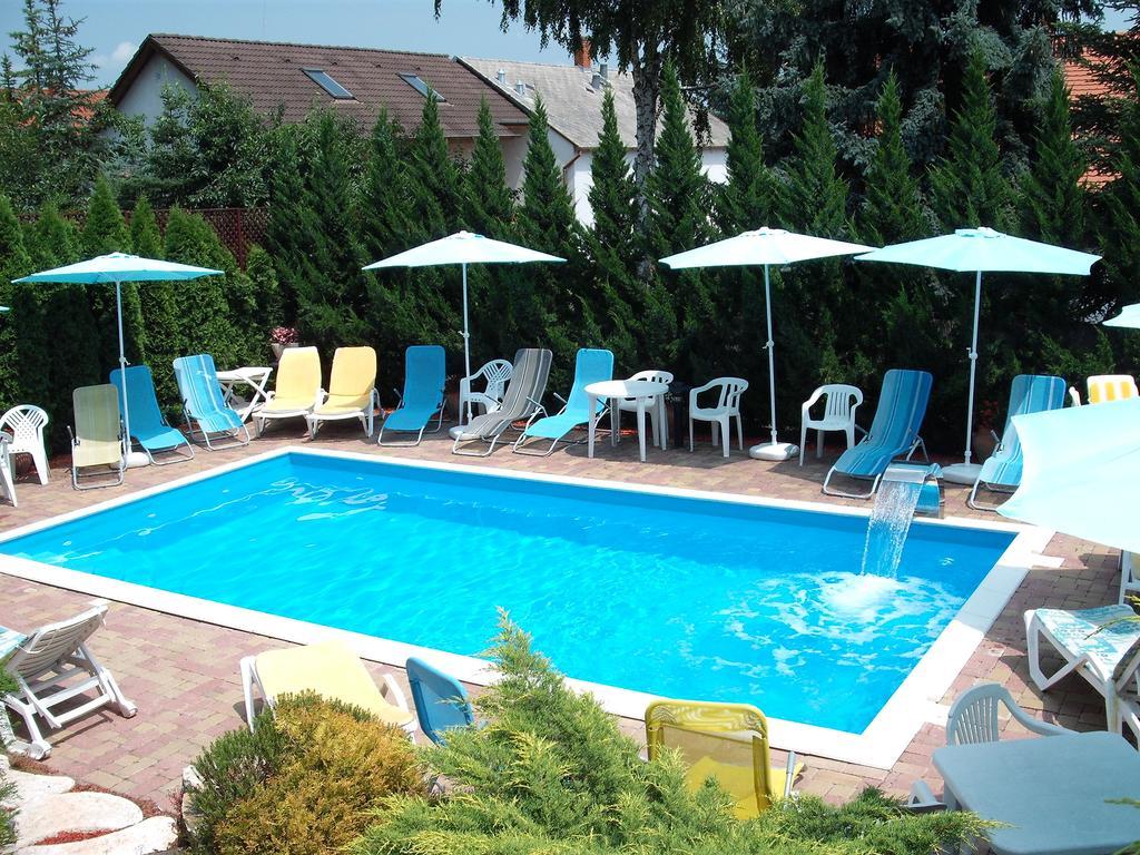 Apart Hevizi Haz Bagian luar foto