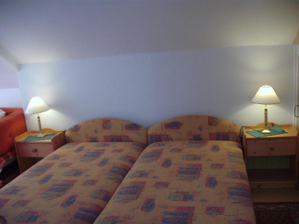 Apart Hevizi Haz Ruang foto
